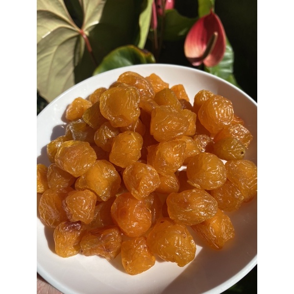 Ô mai mơ sữa chua ngọt mặn