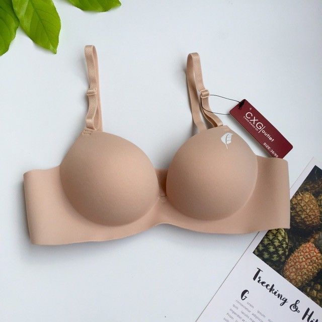 Áo lót đúc bàn tay không gọng A01