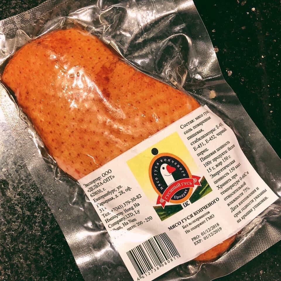 Lườn ngỗng hun khói Nga loại ngon chính ngạch vỉ 200-250gr