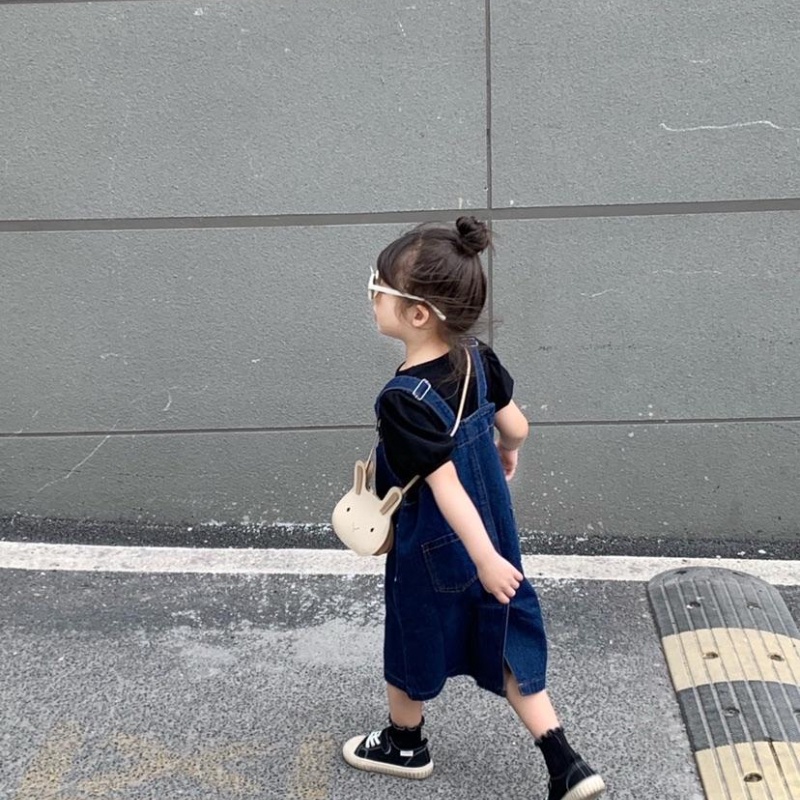Set Đồ Mùa Hè 2 Món Gồm Áo Thun Cotton + Váy Yếm Denim Dáng Rộng Cho Bé Gái
