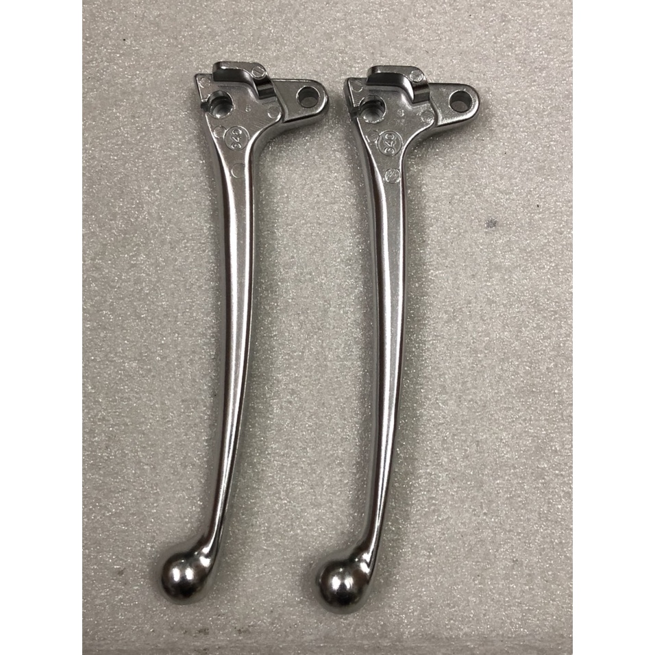 Tay thắng xe Attila 2004