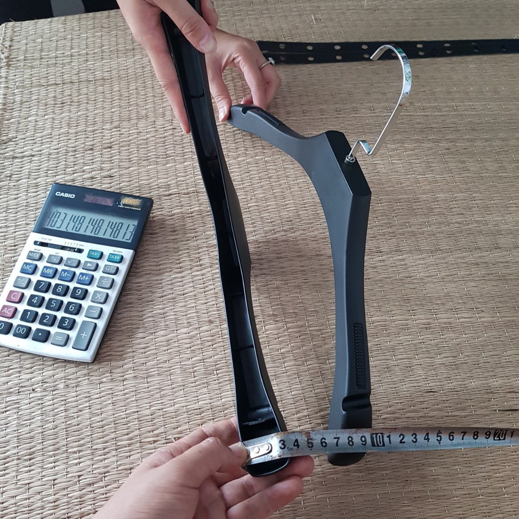 Móc áo nhựa nhập khẩu dày 3cm
