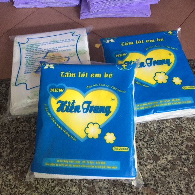 Miếng lót phân su cho bé, tấm lót sơ sinh Hiền Trang