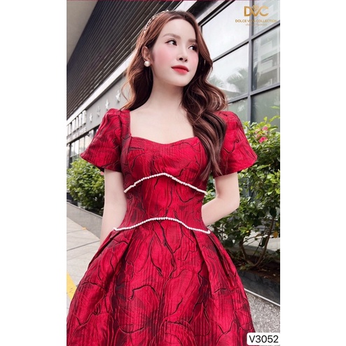 V3052 váy xoè hoa màu đỏ