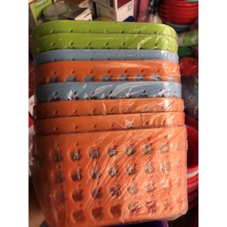 Giỏ nhựa móc treo tường