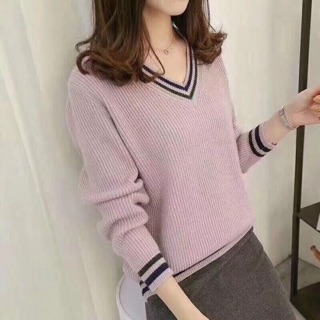 Áo len cổ tim viền kẻ