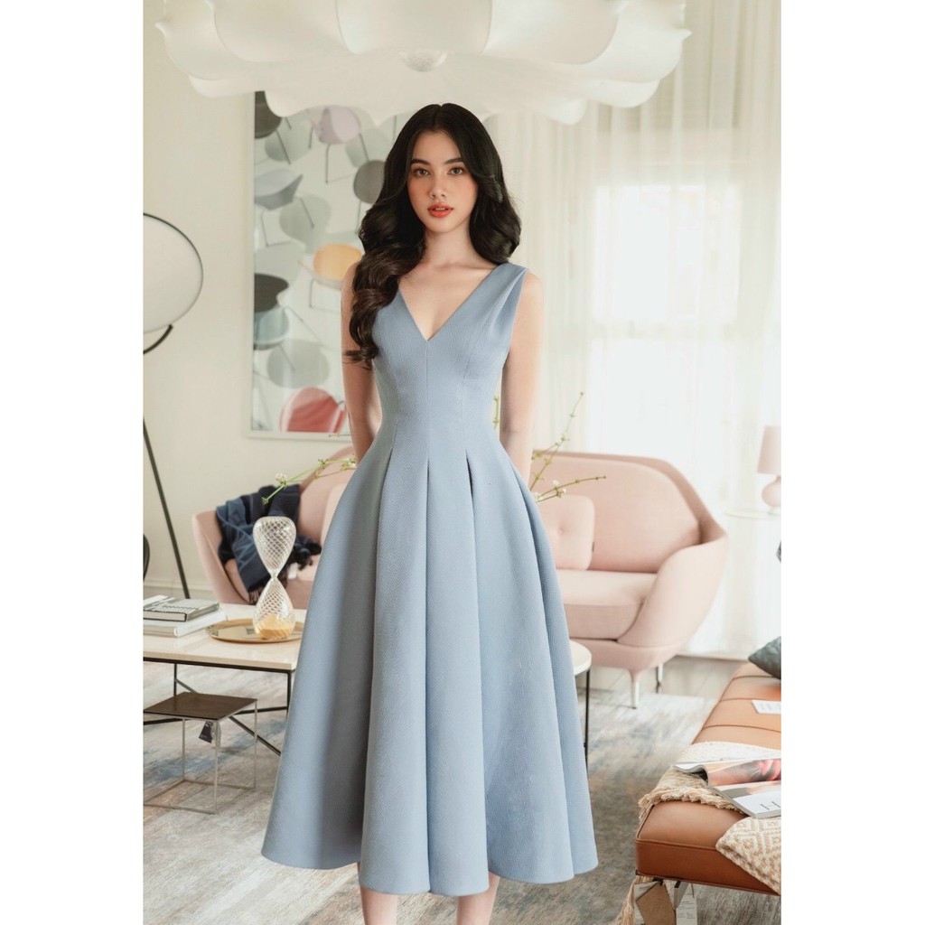 Đầm dự tiệc xoè sát nách cổ V phối túi (HÀNG CAO CẤP)