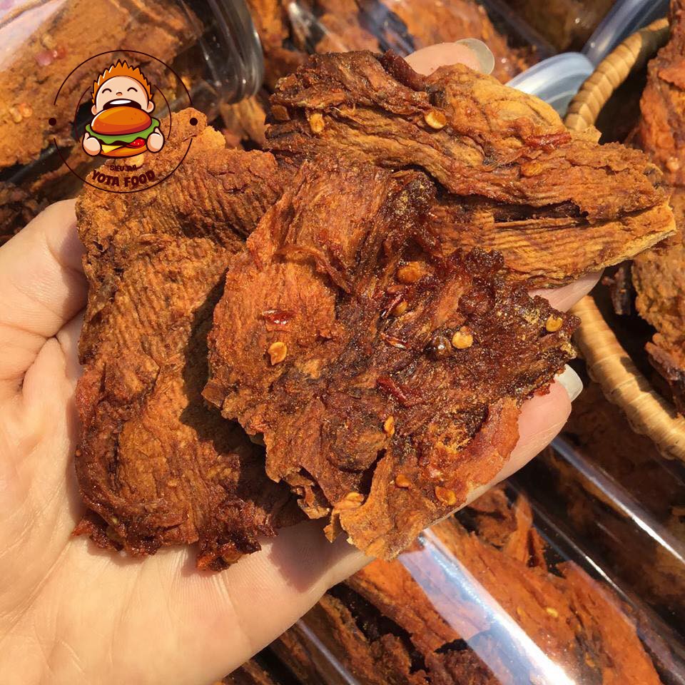 Khô Bò Miếng Mềm Củ Chi ( Thơm ngon – đậm vị ) từ đồ ăn vặt Yotafood