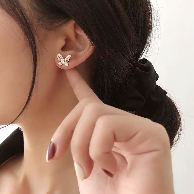 Đôi Bông Tai Dáng Dài Họa Tiết Bướm Thời Trang Cho Nữ