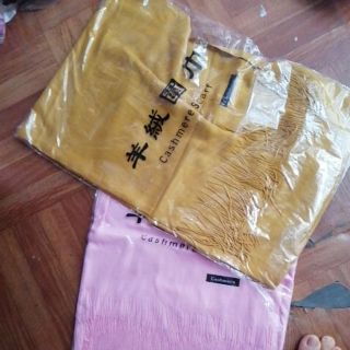 Khăn thời trang quàng cổ siêu nhẹ