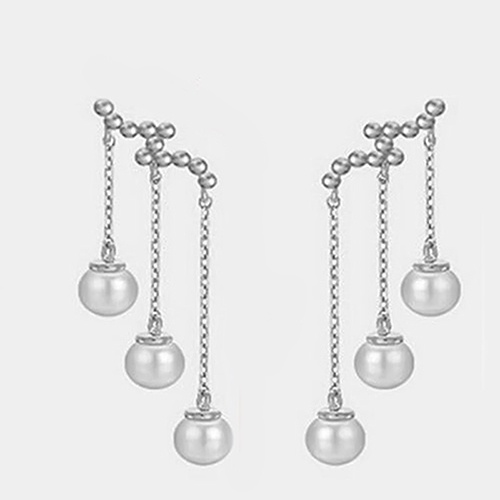 Khuyên tai tua rua đính ngọc trai giả duyên dáng