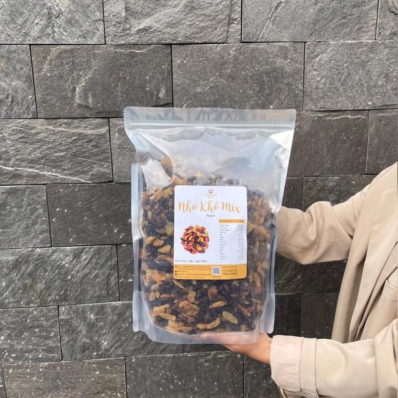 Nho sấy khô 500G - Ăn vặt/ Làm ngũ cốc granola / Làm Kẹo Nougat &amp; các loại bánh