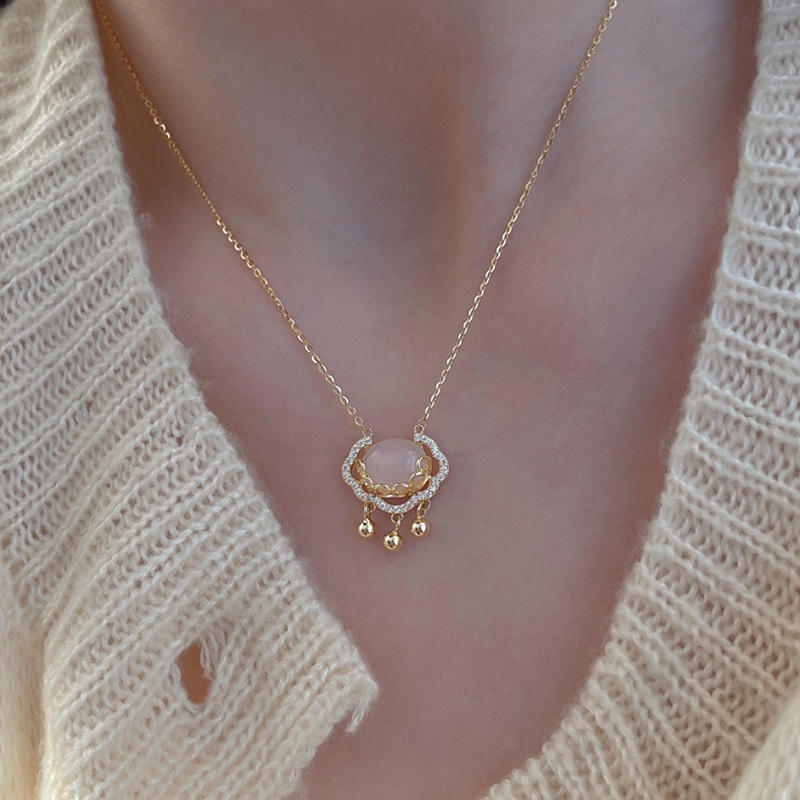 Vòng cổ Mặt Khóa An Toàn Đính Đá Ngọc Bích Thời Trang Cho Trẻ Em