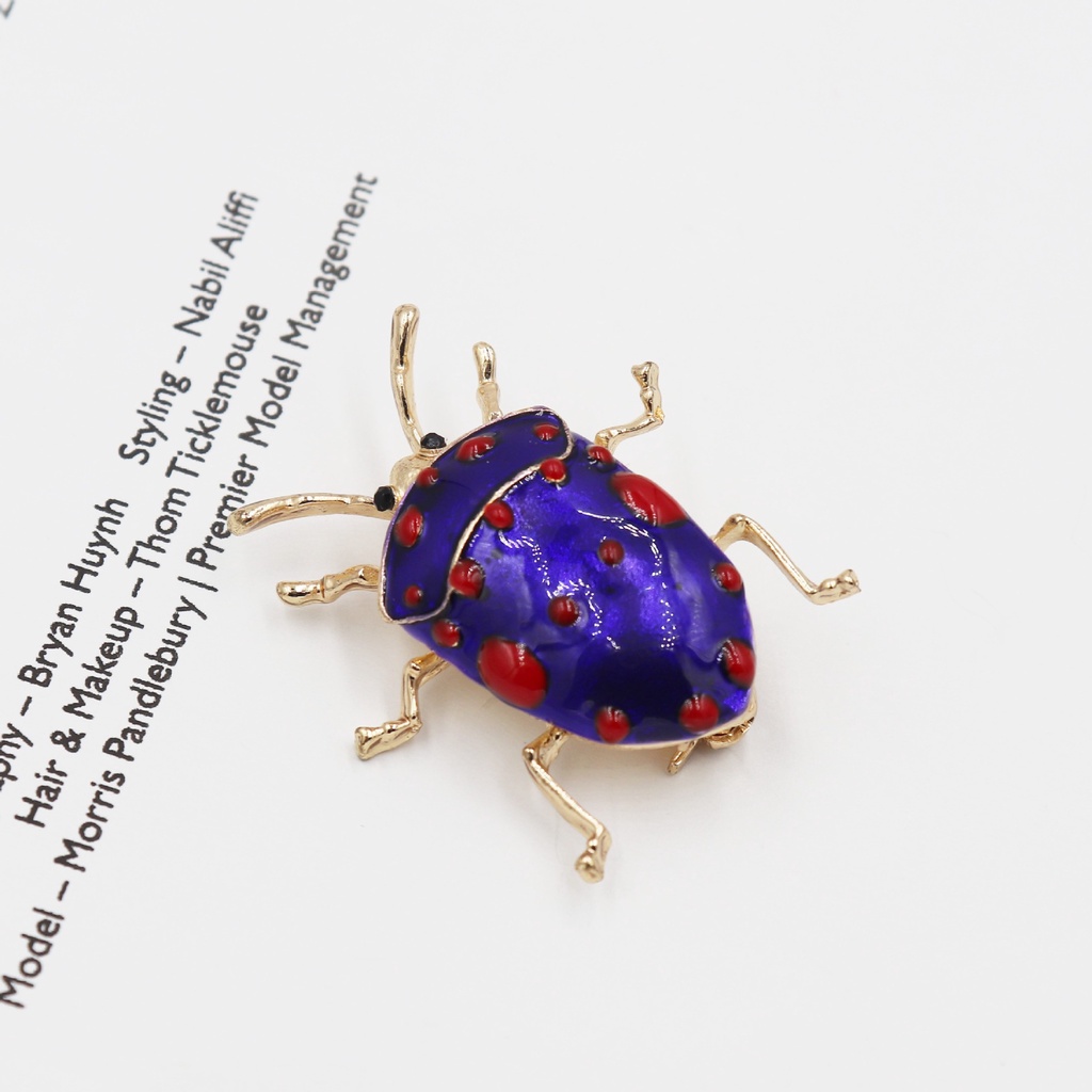 Trâm cài áo hình chú ong màu sắc retro thời trang cho nữ