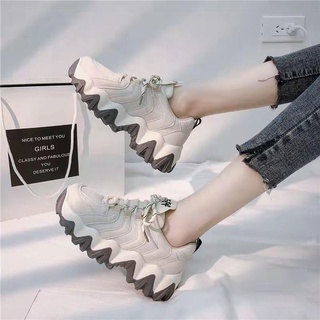 Giày thể thao nữ hot 2023