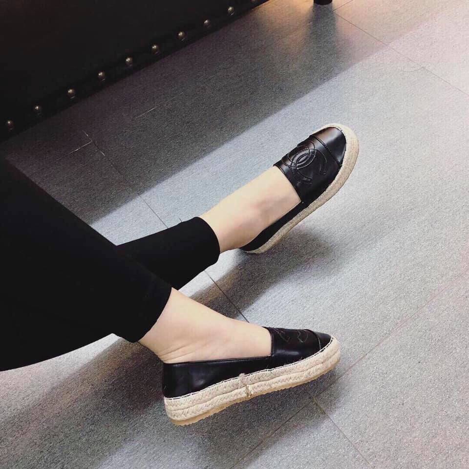 Giày slip on viền cói đế cao hàng đẹp | BigBuy360 - bigbuy360.vn