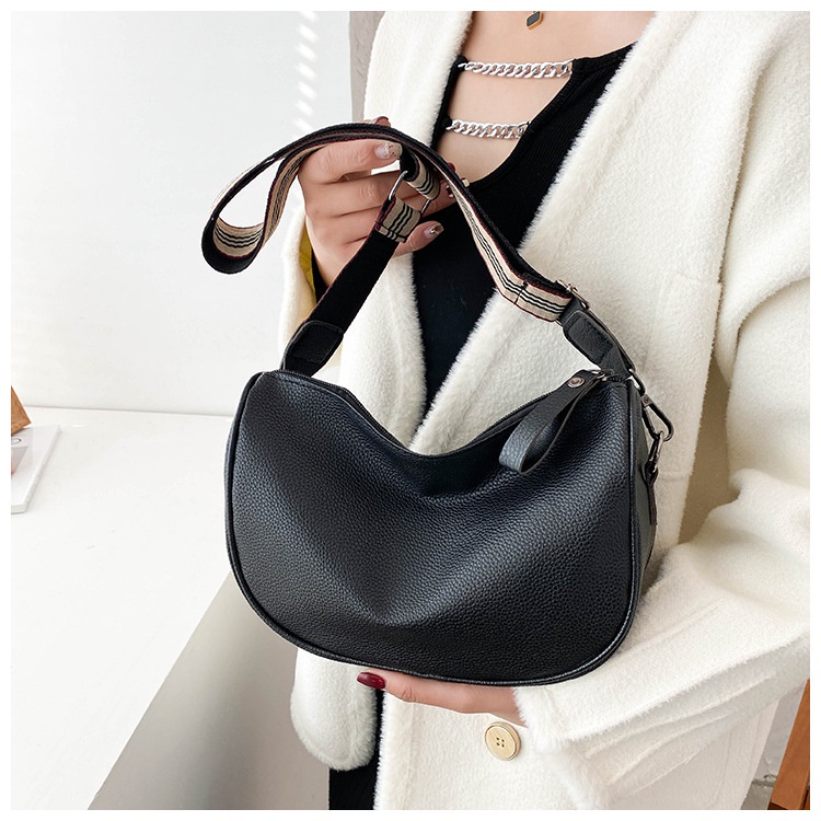 Túi Xách Đeo Vai Sức Chứa Lớn Mẫu Mới Cho Nữ