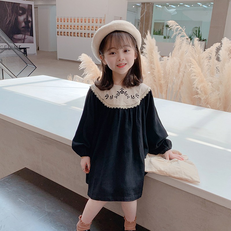 Đầm Công Chúa Cổ Bèo Thêu Hoa Cho Bé Gái