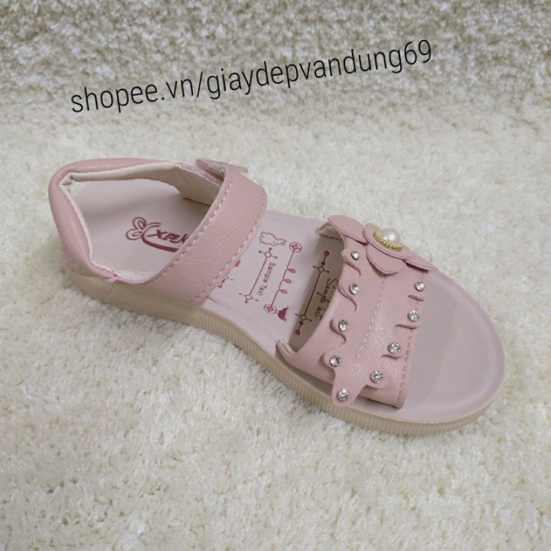 (ảnh thật/video) Sandals bé gái đế đúc liền họa tiết lá đính đá gắn hoa ngọc rửa được nước siêu êm hàng Việt Nam