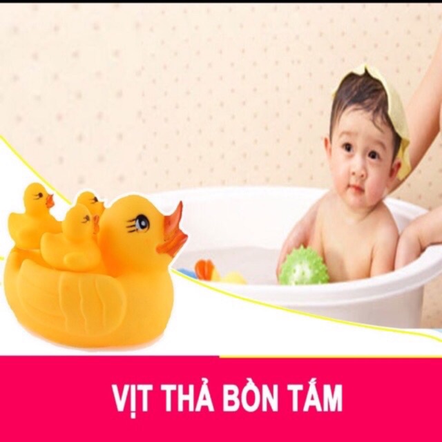 Đàn vịt thả bồn tắm cho bé chất liệu silicon &amp; nhựa cao su non cao cấp có phát ra tiếng kêu cho bé - MAMI.TITI