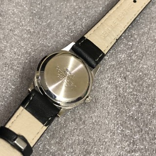 Đồng hồ nữ thương hiệu como valentino