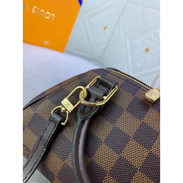 Túi xách nữ LV hàng super sz23x13cm bản Vip.đẹp xuất sắc kèm túi giấy hóađơn