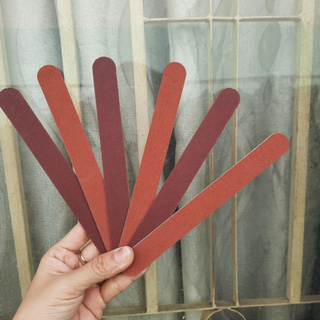 Dũa móng tay móng chân loại lớn 2×17cm (màu nâu)