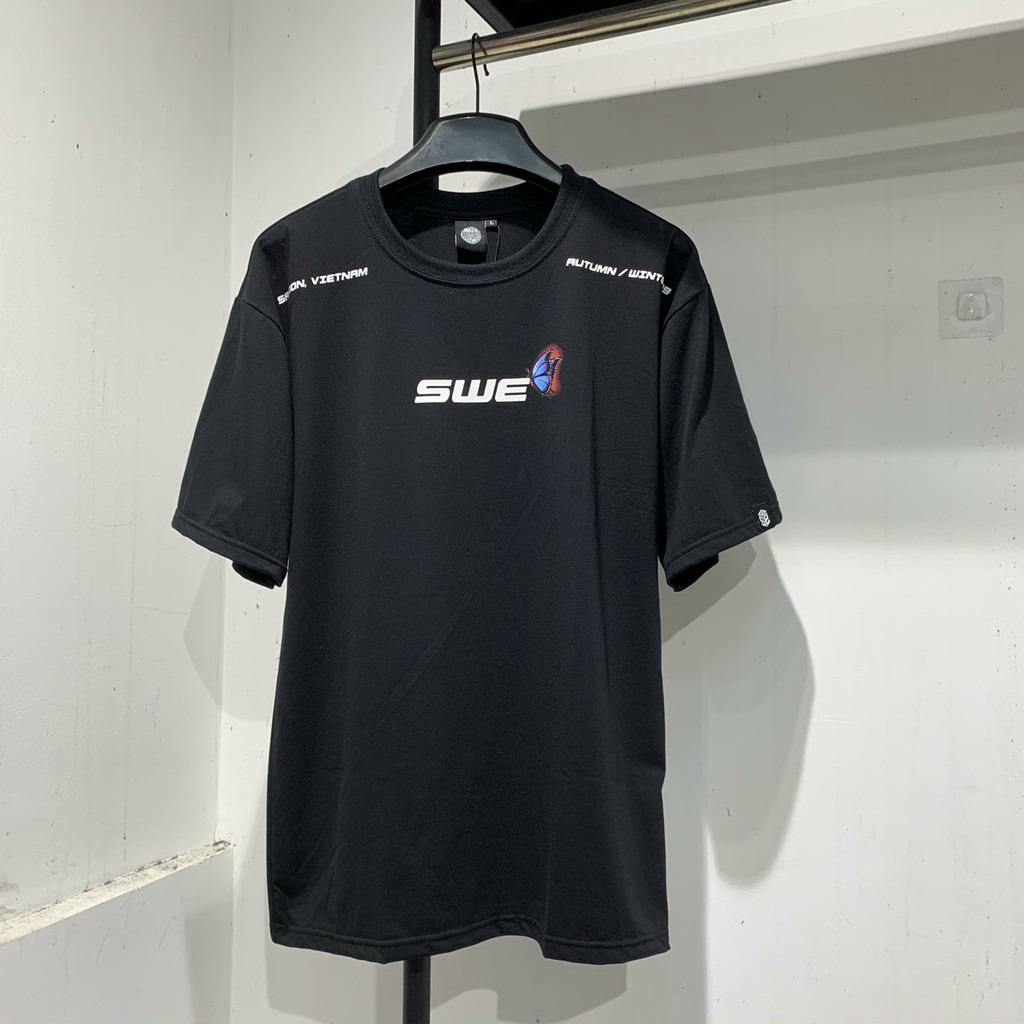 Áo thun tay lỡ unisex form rộng SWE Bươm Bướm, vải cotton 100% co dãn 4 chiều, có logo ở tay áo, tem mạc SWE đầy đủ AL46 | BigBuy360 - bigbuy360.vn