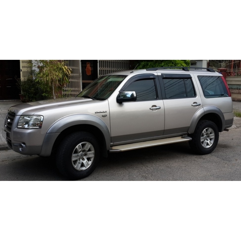 Vè che mưa cho xe Ford Everest 2005-2012