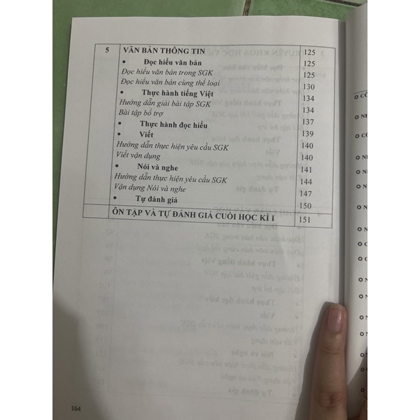 Sách - (Combo 2 tập) Giúp Em Học Tốt Ngữ Văn 7 (Theo chương trình SGK mới - bộ cánh diều)
