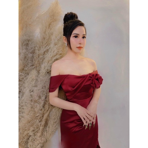 Đầm body dạ hội bẹt vai hoa hồng ngực siêu xinh TRIPBLE T DRESS - size M/L - MS385V