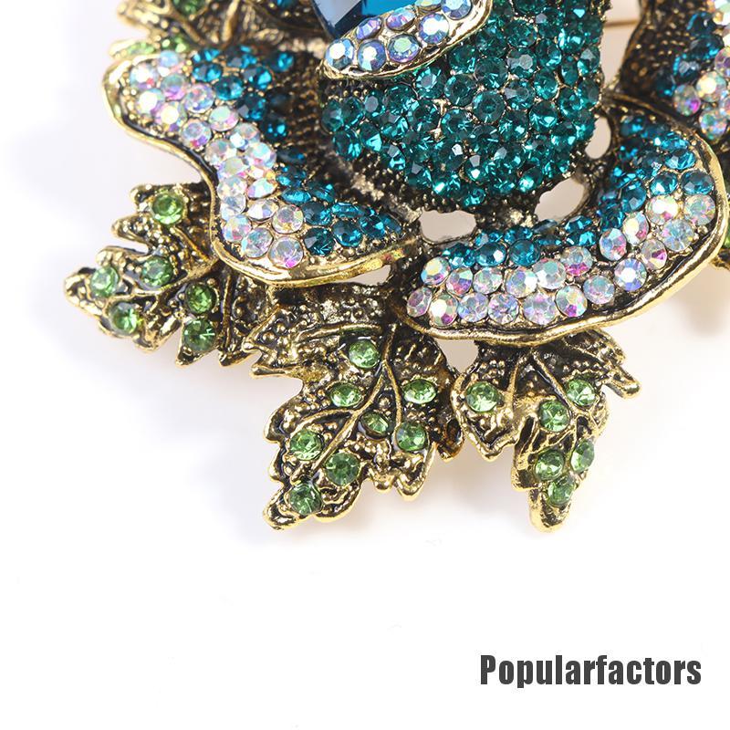 Trâm Cài Áo Hình Hoa Đính Đá Sang Trọng Cho Nữ