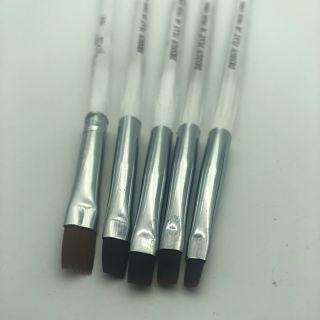 Bút cọ bản số 2, số 4, số 6