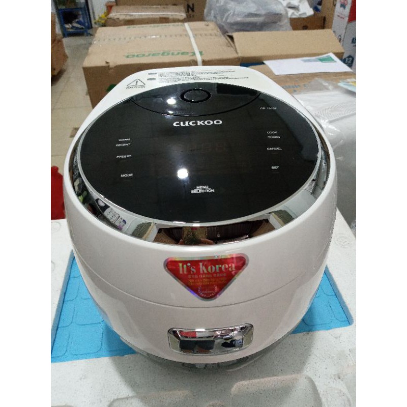 Nồi cơm điện tử Cuckoo 1.8 lít CR-1010F

