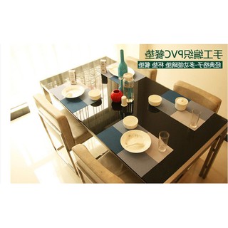 Tấm trải bàn ăn PVC