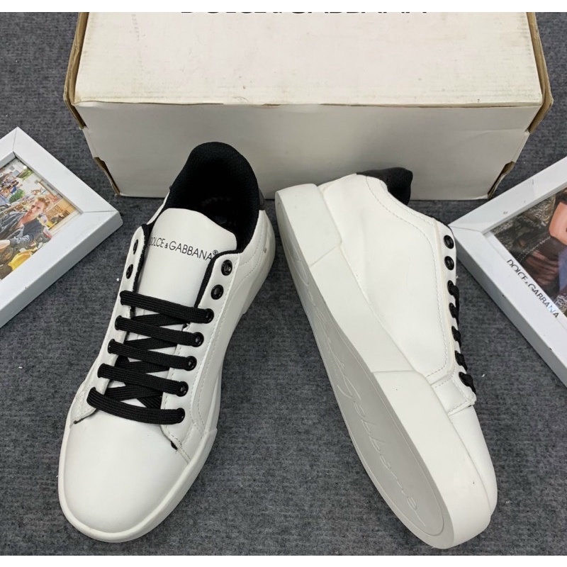 Giầy thể thao buộc dây có hoạ tiết logo DG thời trang nam, Giầy nam trắng phong cách giới trẻ btshop từ 45 đến 75 kg