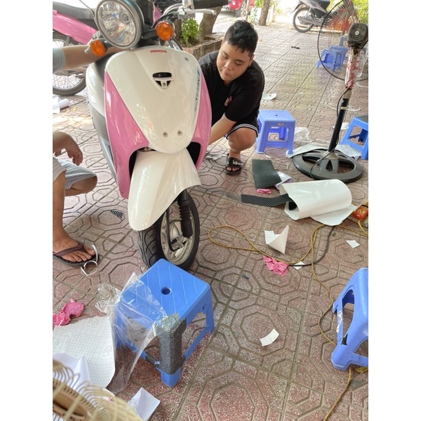 Decal hồng dán xe máy, dán oto,dán đt ,laptop loại đẹp 3 lớp