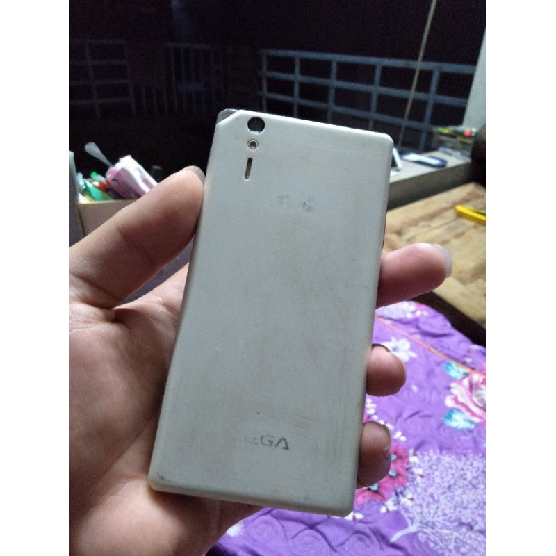 vega sky a870 máy cũ chơi liên quân