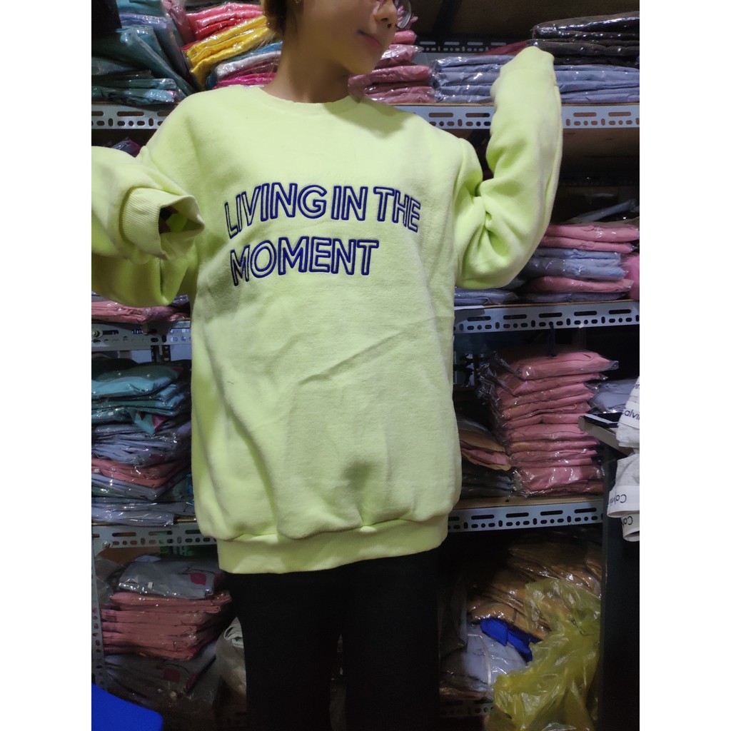 Áo Sweater Unisex, Ulzzang Nam, Nữ hottrend 2 màu Trắng, Xanh - In chữ, Logo hot hit. Có bigsize tới 90kg | BigBuy360 - bigbuy360.vn