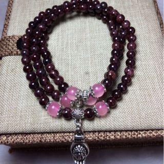 Vòng 108 hạt đá garnet 3 ly
