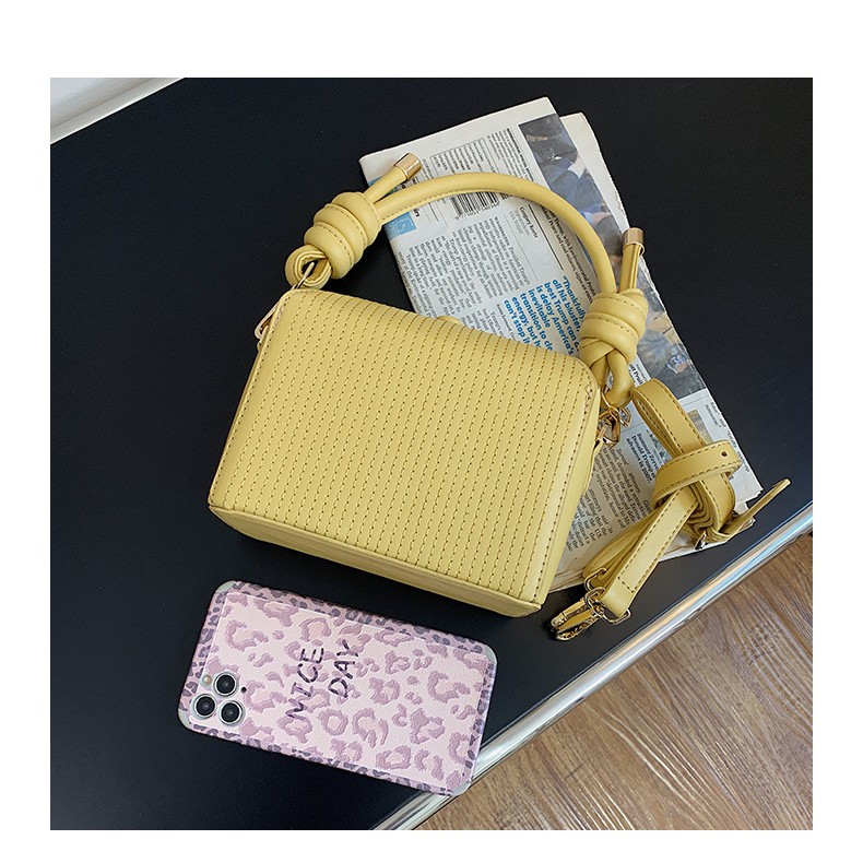 Túi Đeo Chéo Thời Trang Hàn Cho Nữ