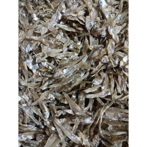 Hàng nhà làm - 500gr cá cơm khô nhà làm, an toàn, sạch sẽ, không hóa chất, phẩm màu- có video sản phẩm | BigBuy360 - bigbuy360.vn