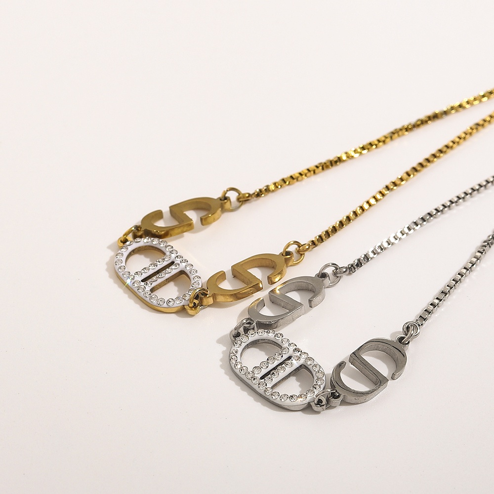 Vòng Tay Dior Bằng Thép Titan Thiết Kế Đục Lỗ Thời Trang