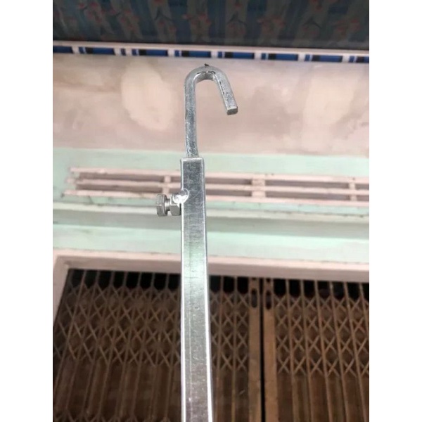 Tay quay mái hiên di động