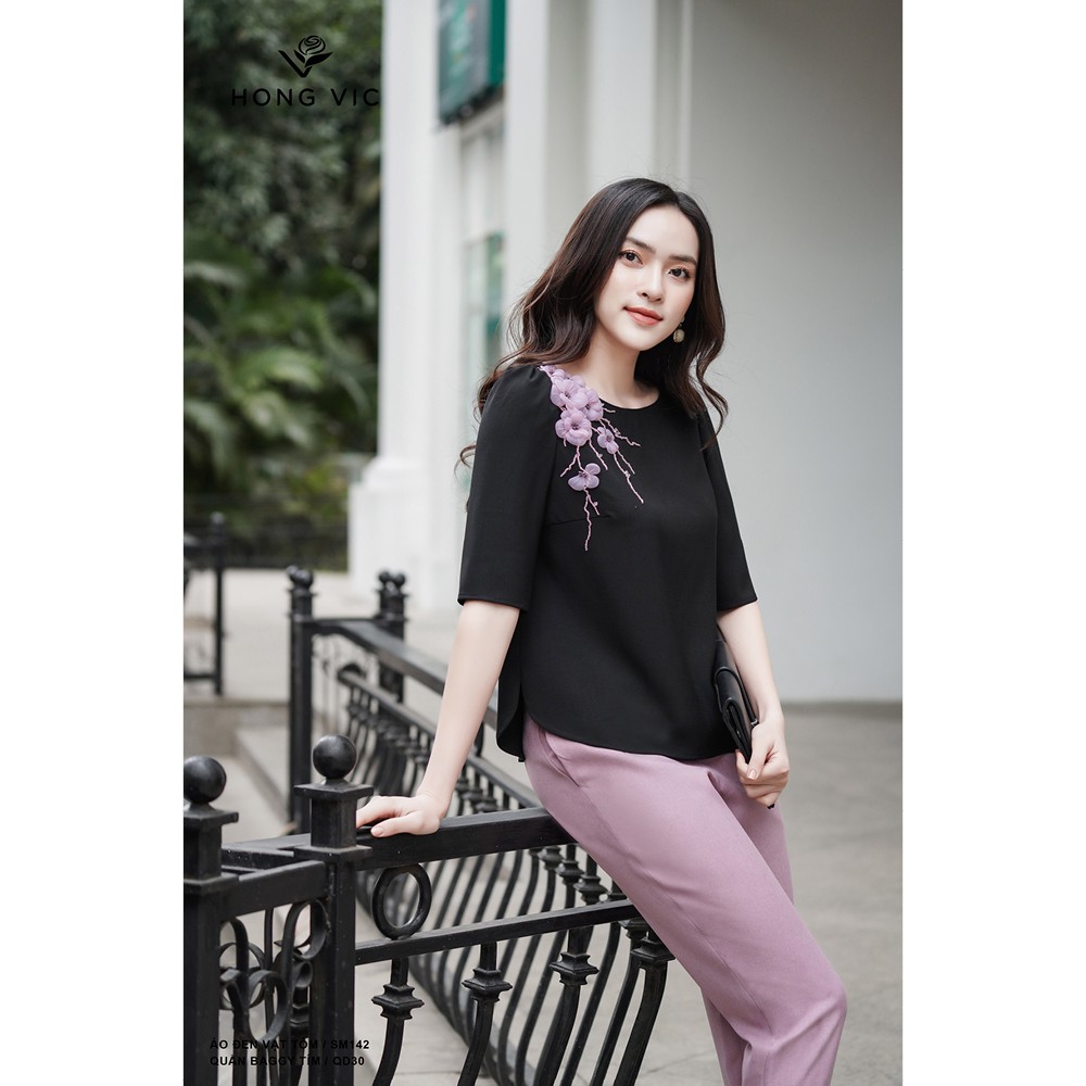 Áo nữ thiết kế Hongvic đen vạt tôm SM142