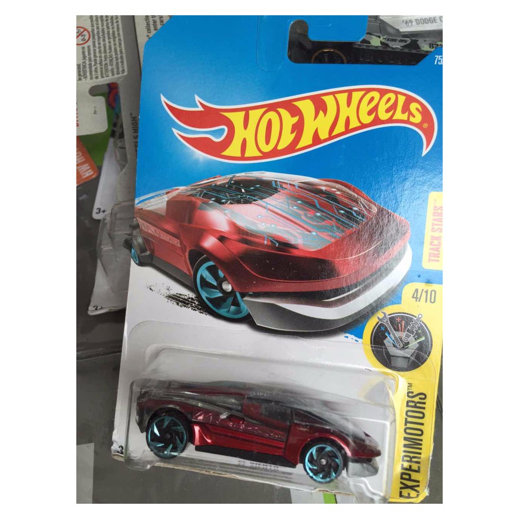 xe hơi hotwheels căn bản