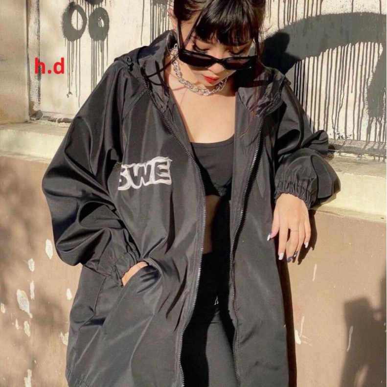 Áo khoác gió SWE form thụng nam nữ unisex | BigBuy360 - bigbuy360.vn