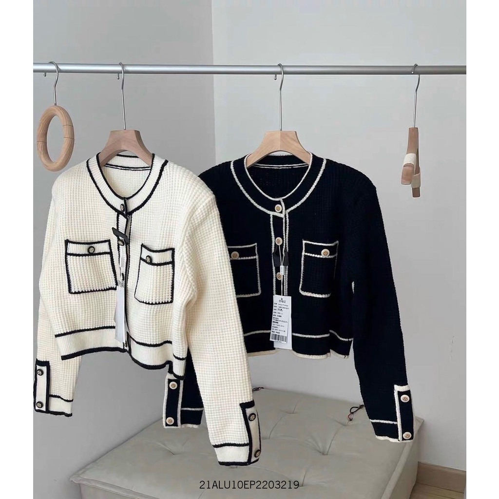 Áo len nữ tay dài gài nút khuy viền kiểu dáng ulzzang Hàn Quốc Fmstyle Saigon 21ALU11A961004 | BigBuy360 - bigbuy360.vn