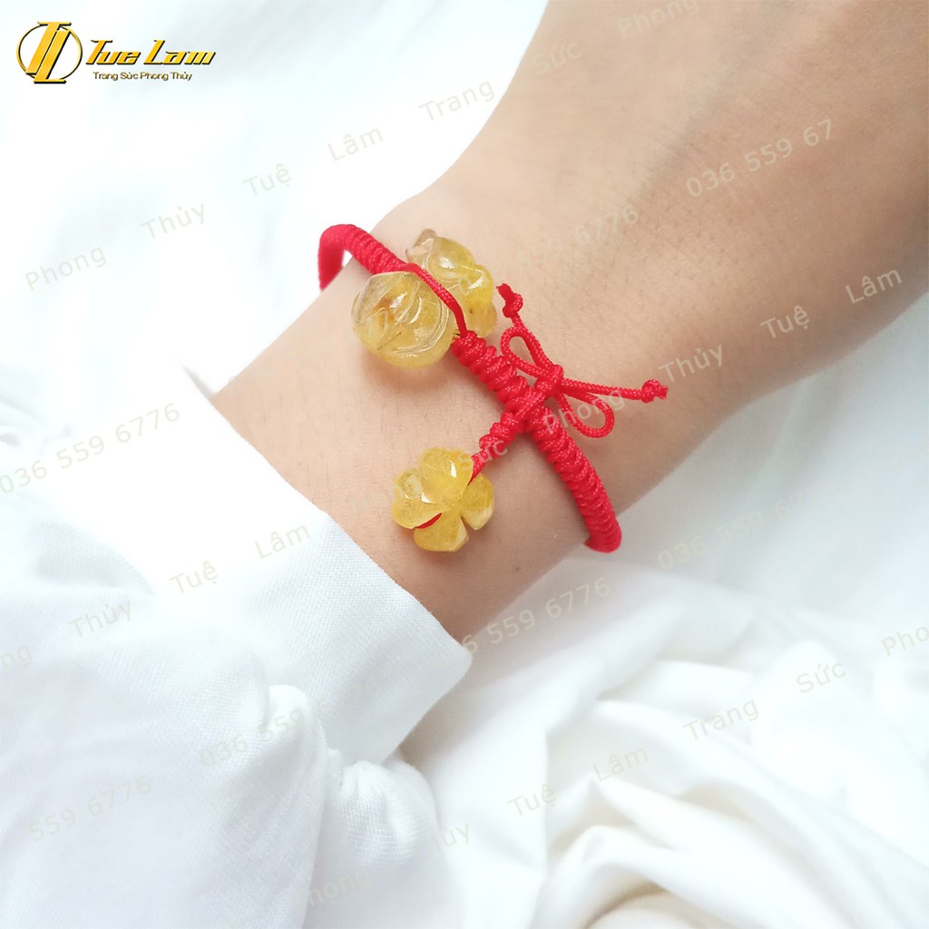 [Handmade] Vòng Chỉ Đỏ charm túi tiền cỏ 4 lá TA tóc vàng