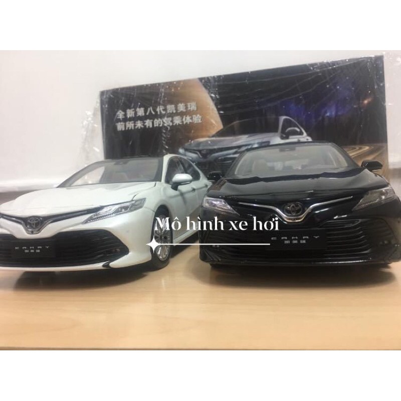 Mô hình Toyota Camry 2019 tỉ lệ 1/18